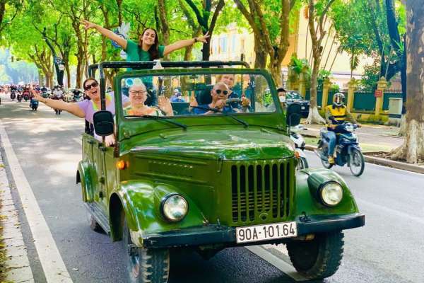 Półdniowa wycieczka Jeepem po Hanoi - Półdniowe zwiedzanie miasta (S, O)