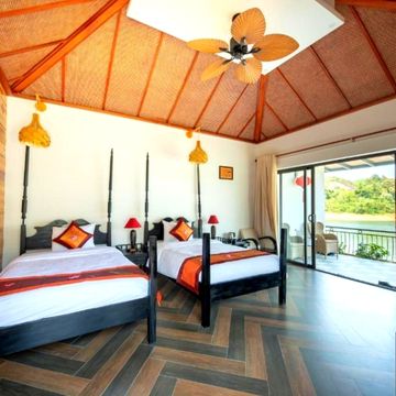 Phong Nha Lake House